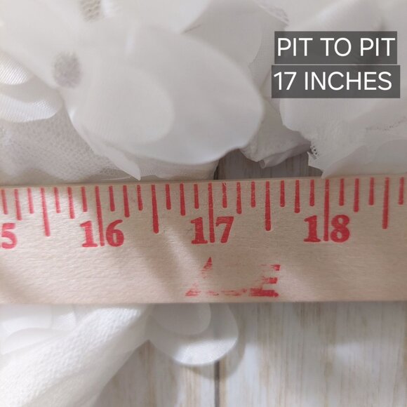 NWT Umgee White 3D Organza Split Neck Dress/Puff Sleeve Dress SMALL - Picture 7 of 11